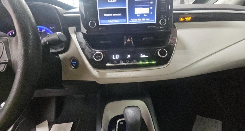 Toyota Corolla LE CVT (Natl) 2022