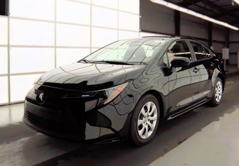 Toyota Corolla LE CVT (Natl) 2026