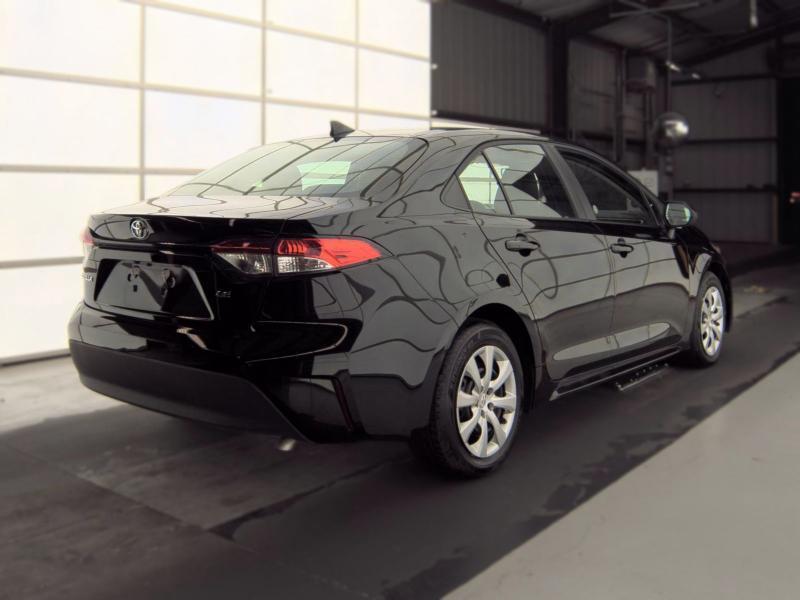 Toyota Corolla LE CVT (Natl) 2026