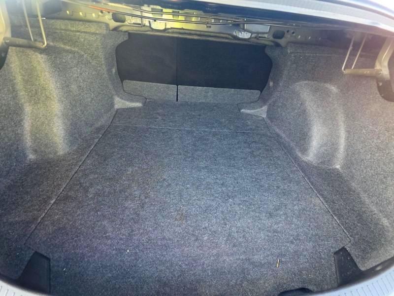 Toyota Corolla LE CVT (Natl) 2026