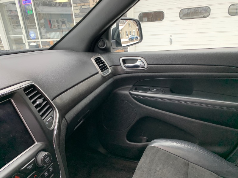 Jeep Grand Cherokee Altitude 4x4 2018