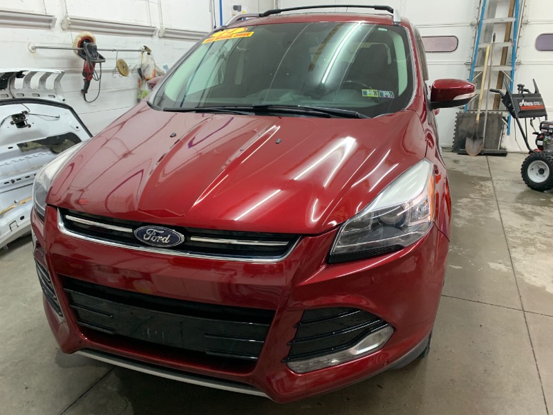 Ford Escape Titanium 4WD 2014