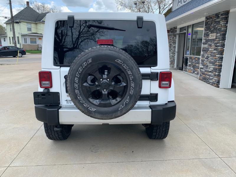 Jeep Wrangler Unlimited Sahara 4WD 2017