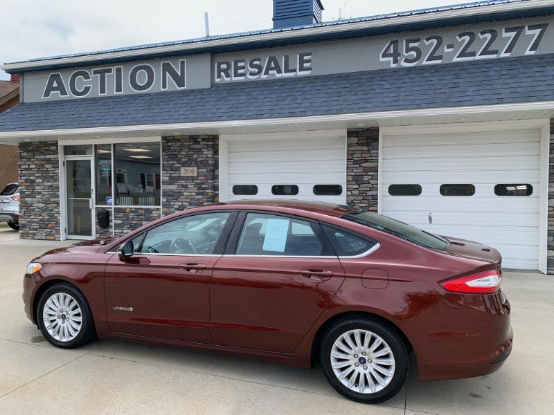 2016 Ford Fusion Hybrid SE