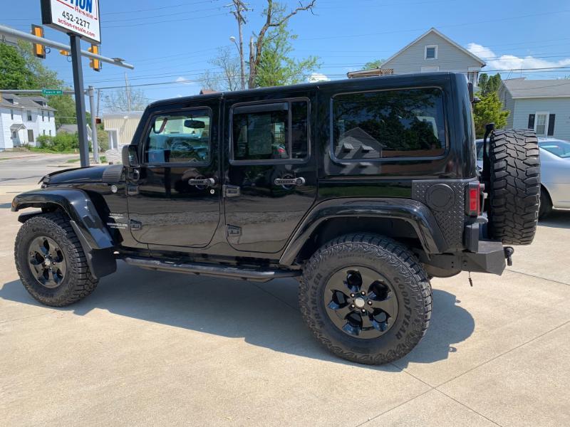 Jeep Wrangler Unlimited Sahara 4WD 2014