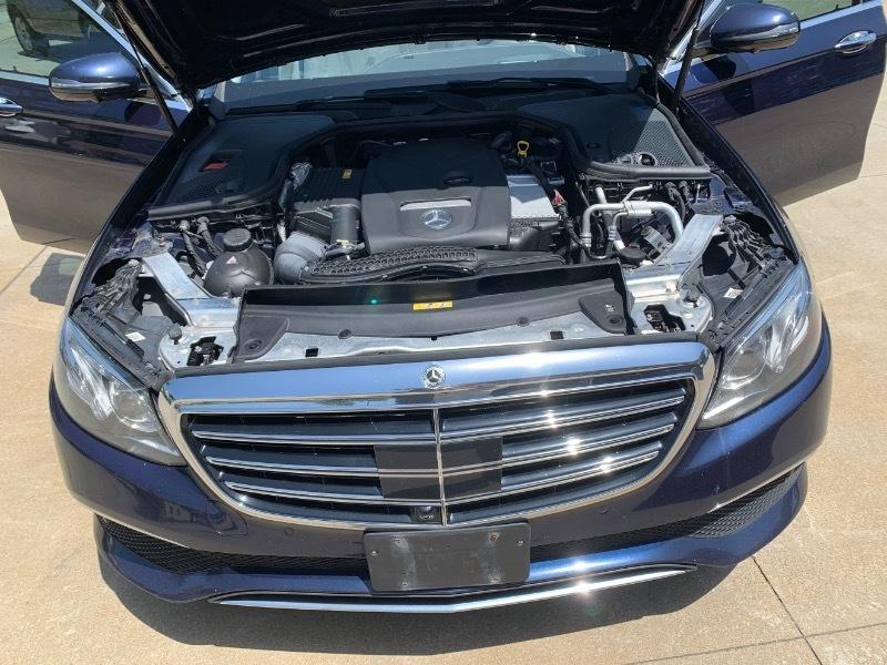 Mercedes-Benz E-Class E300 Luxury 4MATIC Sedan 2018