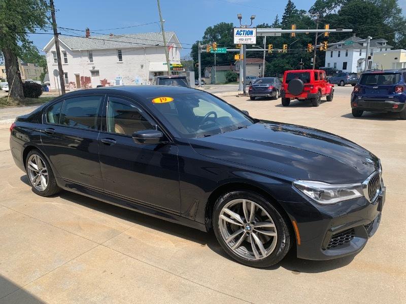 BMW 7-Series 750i xDrive 2019