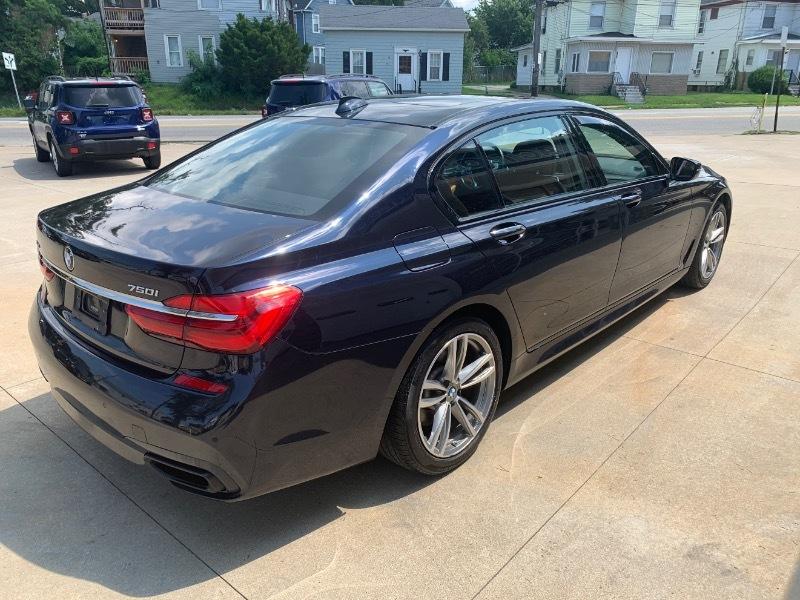 BMW 7-Series 750i xDrive 2019
