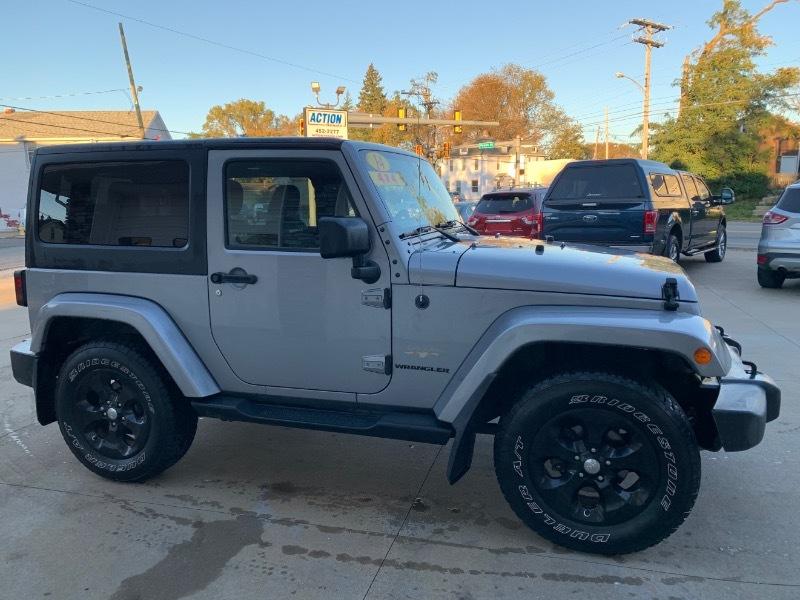 Jeep Wrangler Sahara  2014