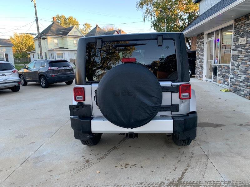 Jeep Wrangler Sahara  2014