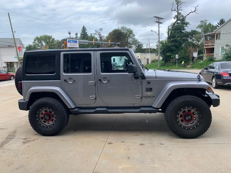 Jeep Wrangler Unlimited Sahara 4WD 2015