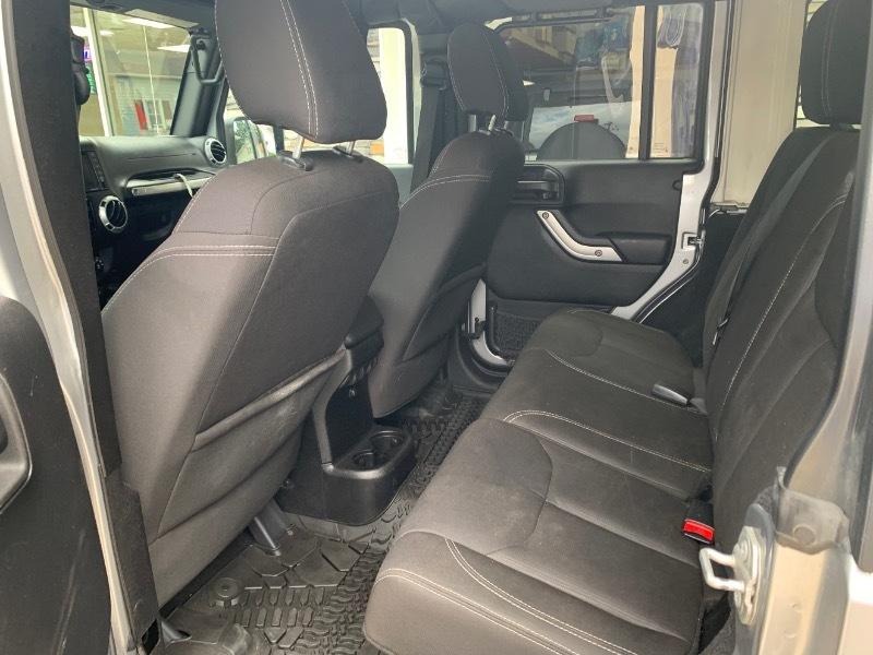 Jeep Wrangler Unlimited Sahara 4WD 2015