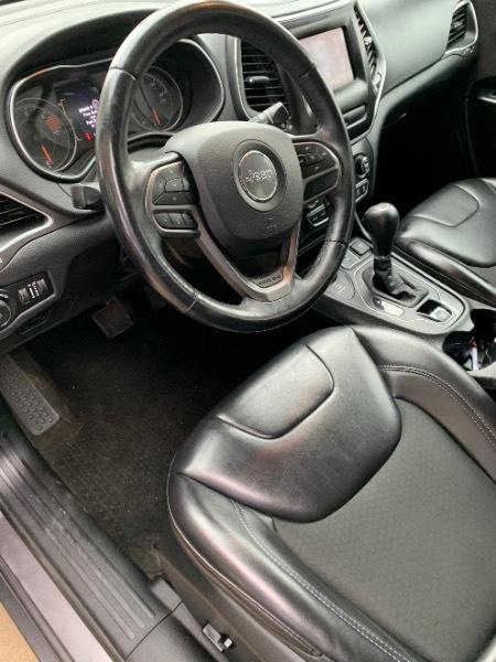 Jeep Cherokee Latitude Plus 4WD 2019