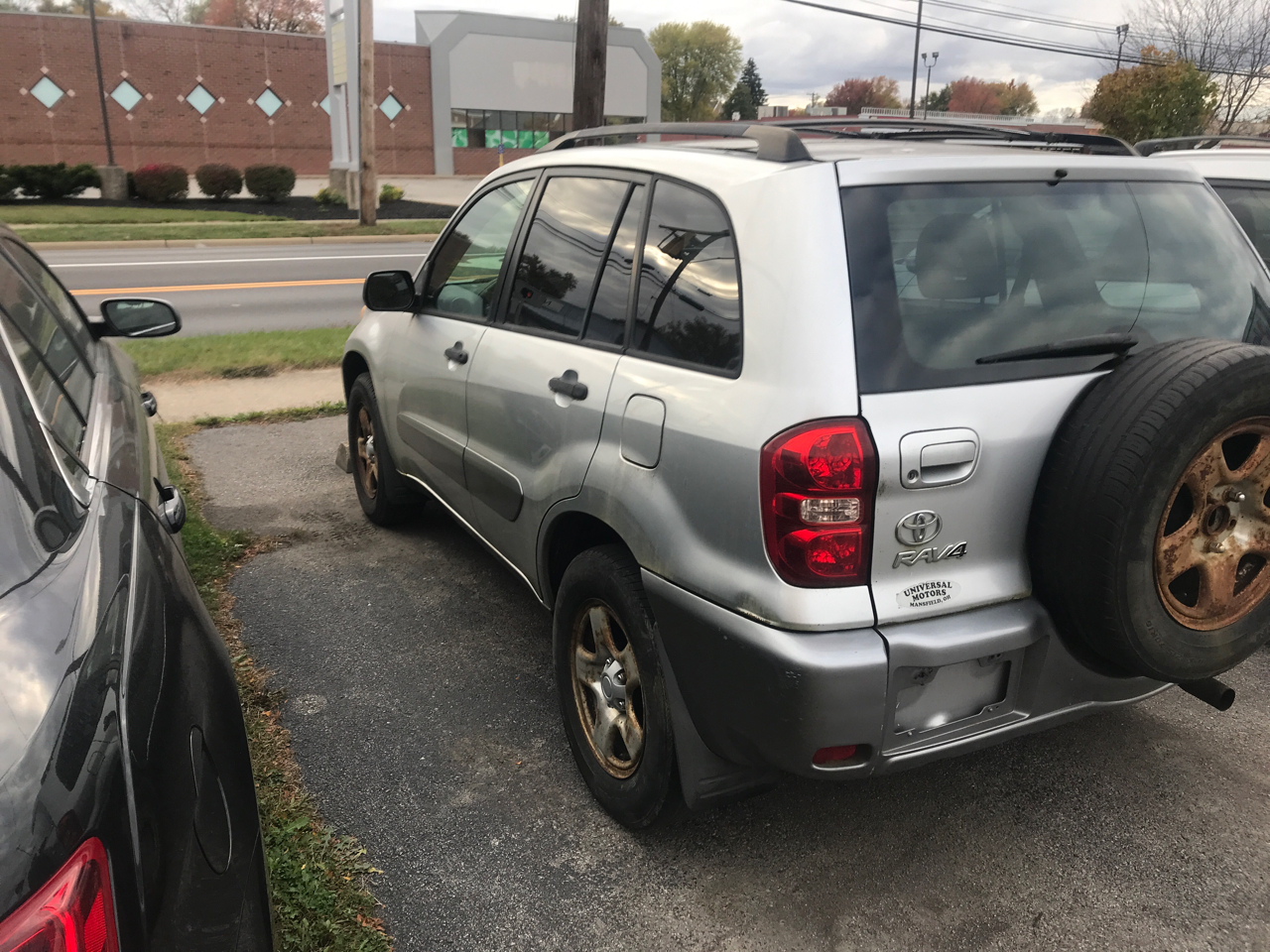Toyota RAV4 4dr Manual 4WD (Natl) 2005 Toyota RAV4 4dr Manual 4WD (Natl) 2005
