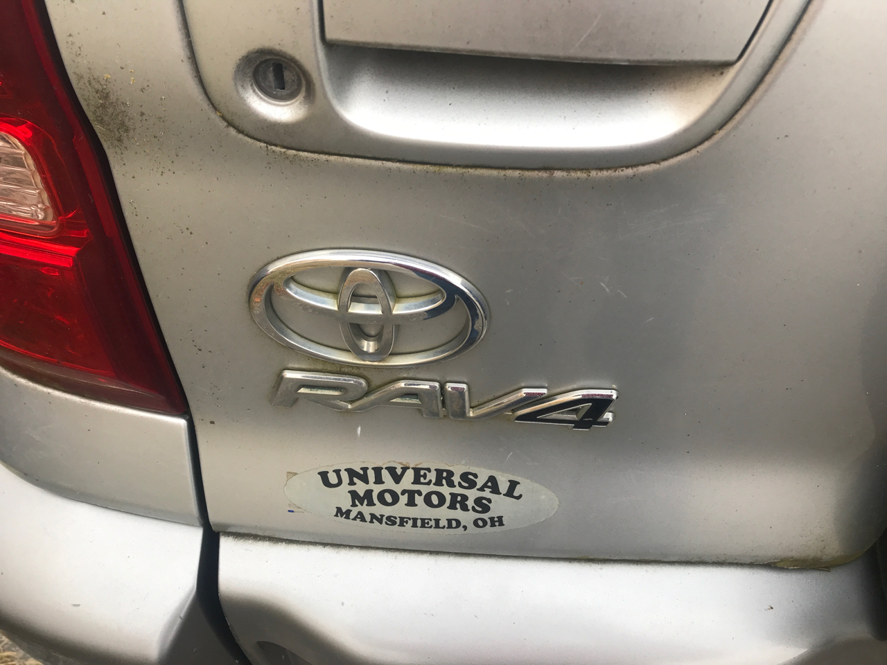 Toyota RAV4 4dr Manual 4WD (Natl) 2005 Toyota RAV4 4dr Manual 4WD (Natl) 2005