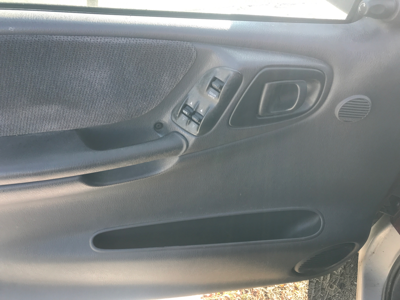 Dodge Dakota Club Cab 131" WB 4WD Base 2000