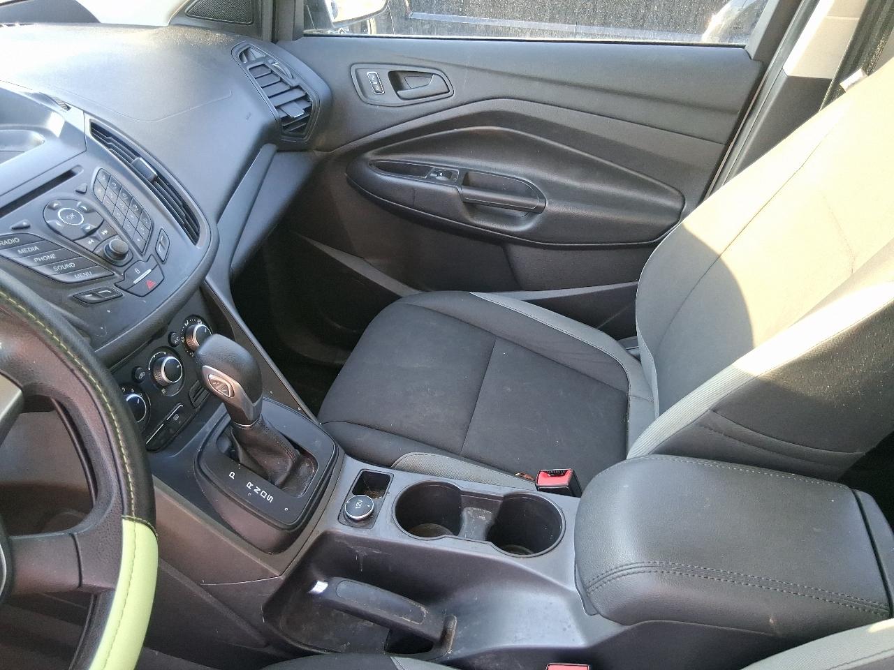 Ford Escape FWD 4dr S 2016