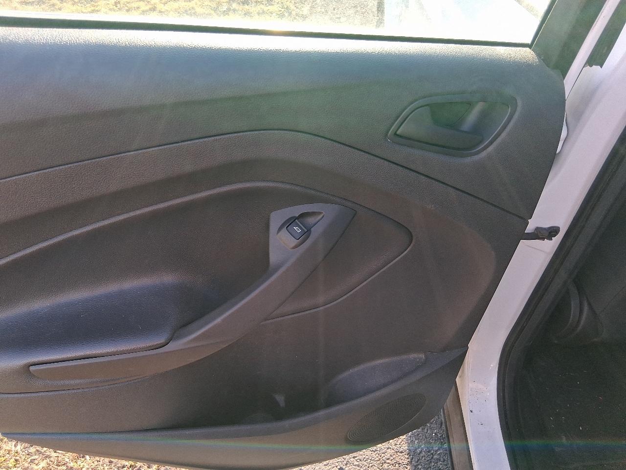 Ford Escape FWD 4dr S 2016