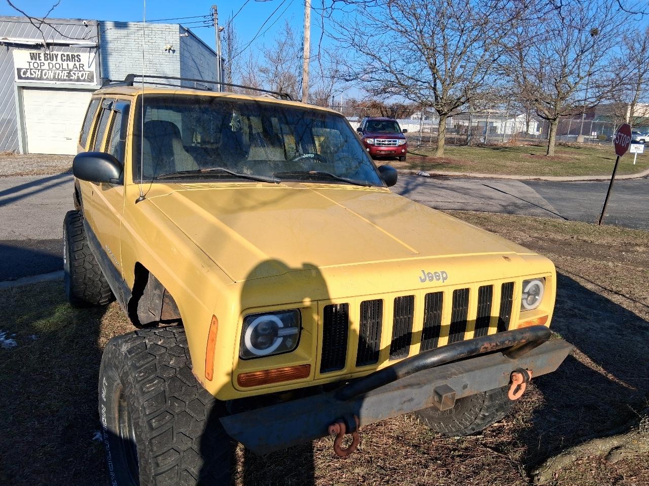 Jeep Cherokee 4dr Sport 4WD 2001
