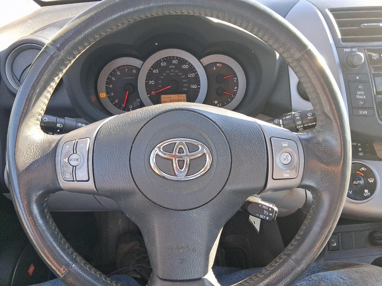 Toyota RAV4 2WD 4dr V6 Limited (Natl) 2007