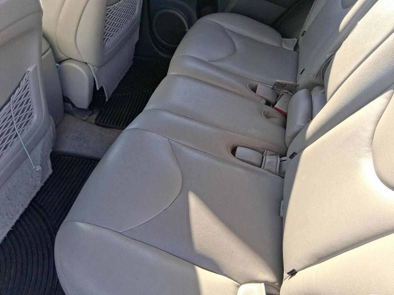 Toyota RAV4 2WD 4dr V6 Limited (Natl) 2007