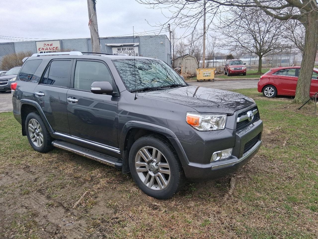 Toyota 4Runner 4WD 4dr V6 Limited (Natl) 2010