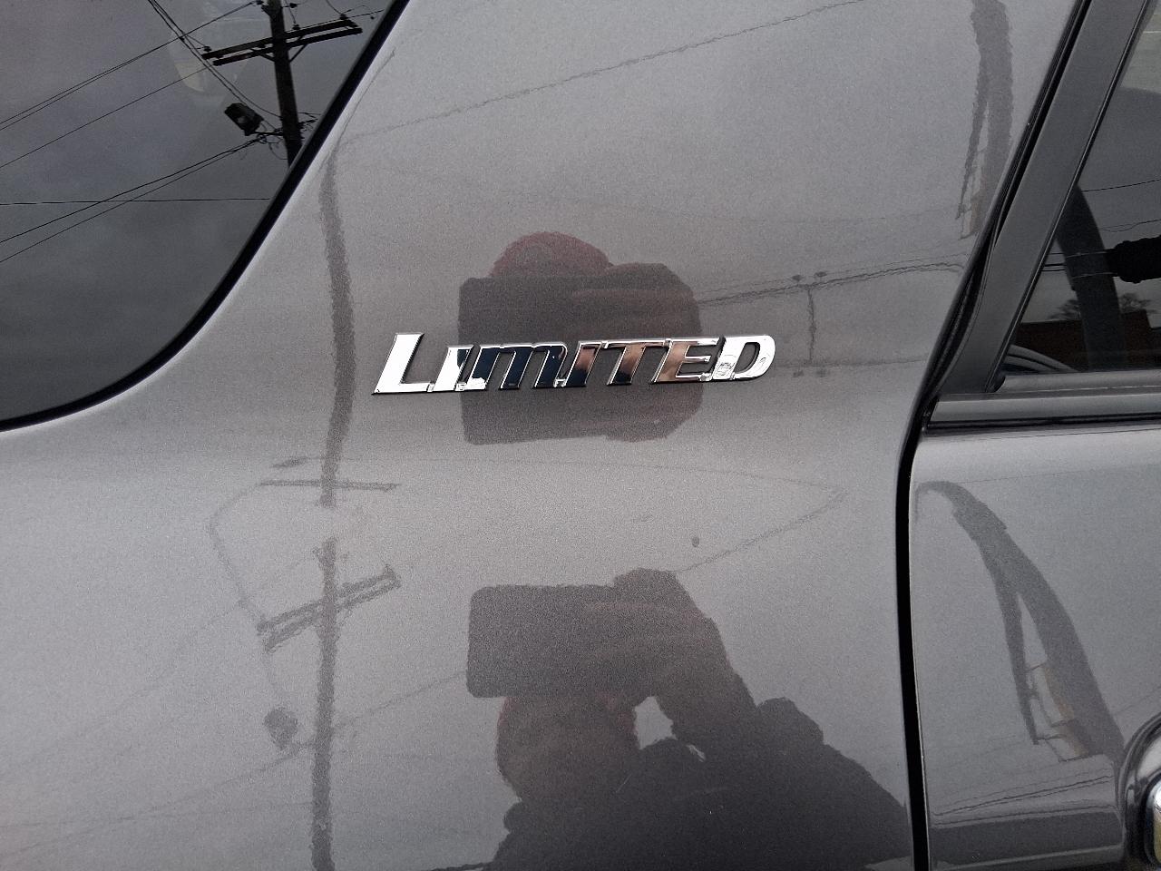 Toyota 4Runner 4WD 4dr V6 Limited (Natl) 2010