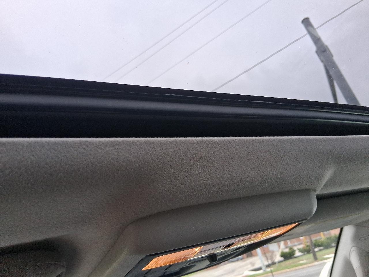 Toyota 4Runner 4WD 4dr V6 Limited (Natl) 2010