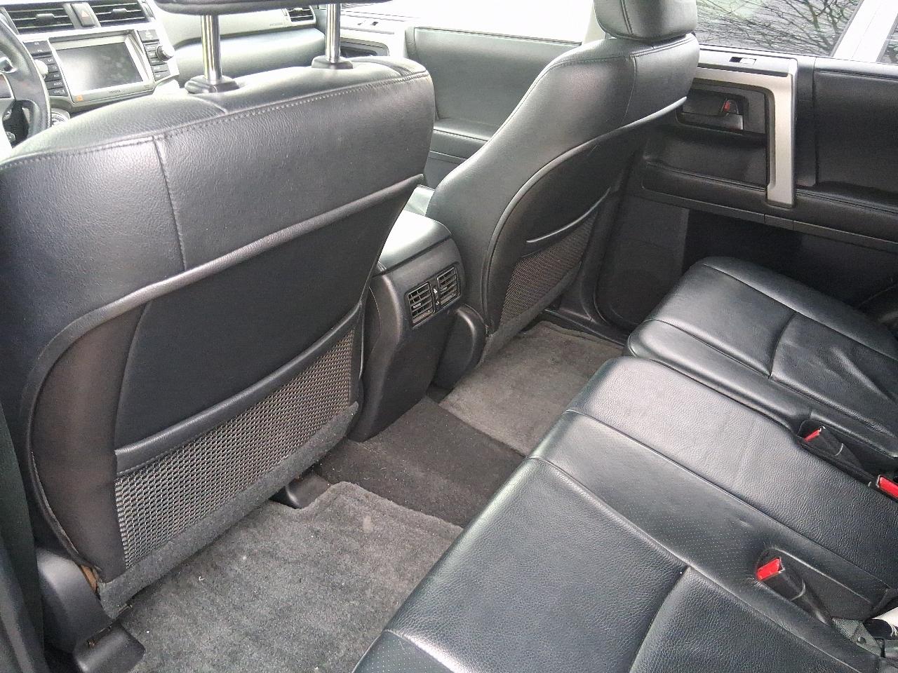 Toyota 4Runner 4WD 4dr V6 Limited (Natl) 2010