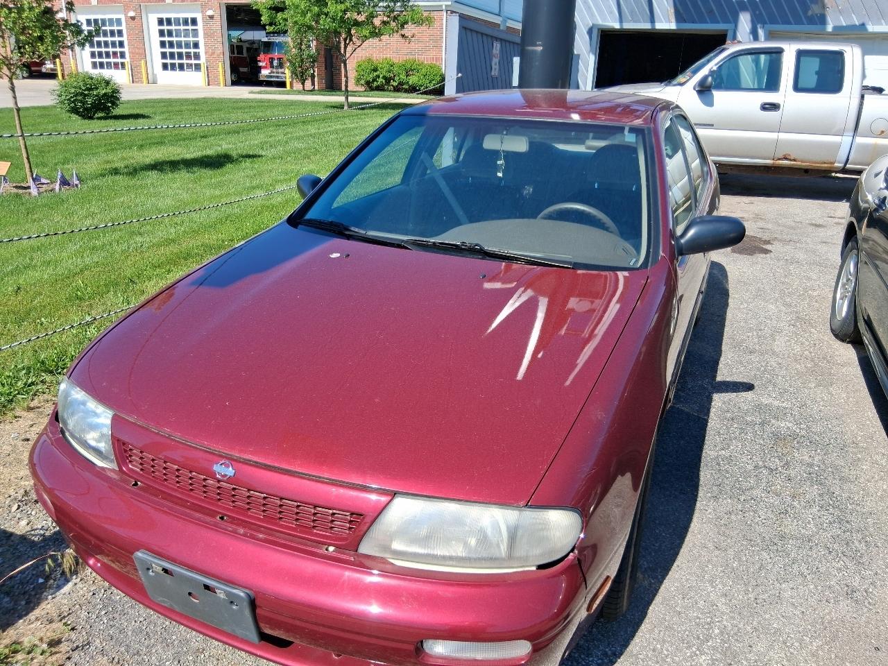Nissan Altima 4dr Sedan GXE Auto 1993