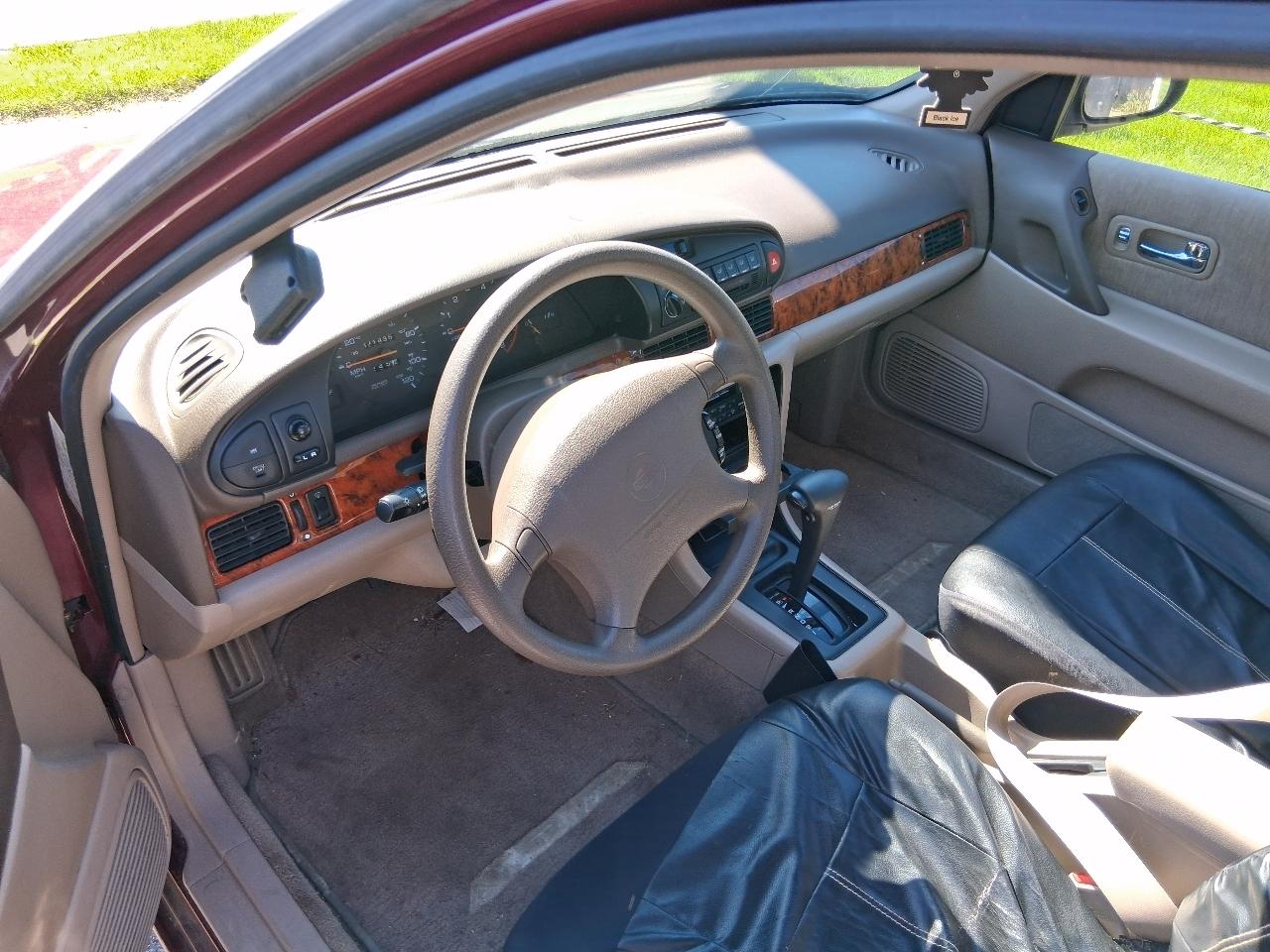 Nissan Altima 4dr Sedan GXE Auto 1993
