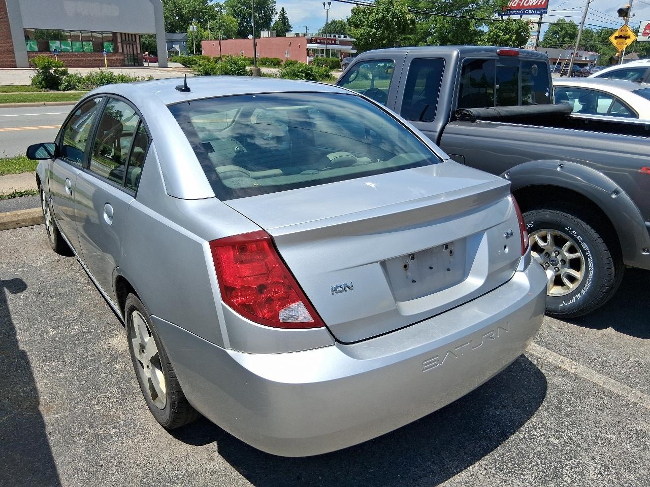 Saturn ION ION 3 4dr Sdn Auto 2006