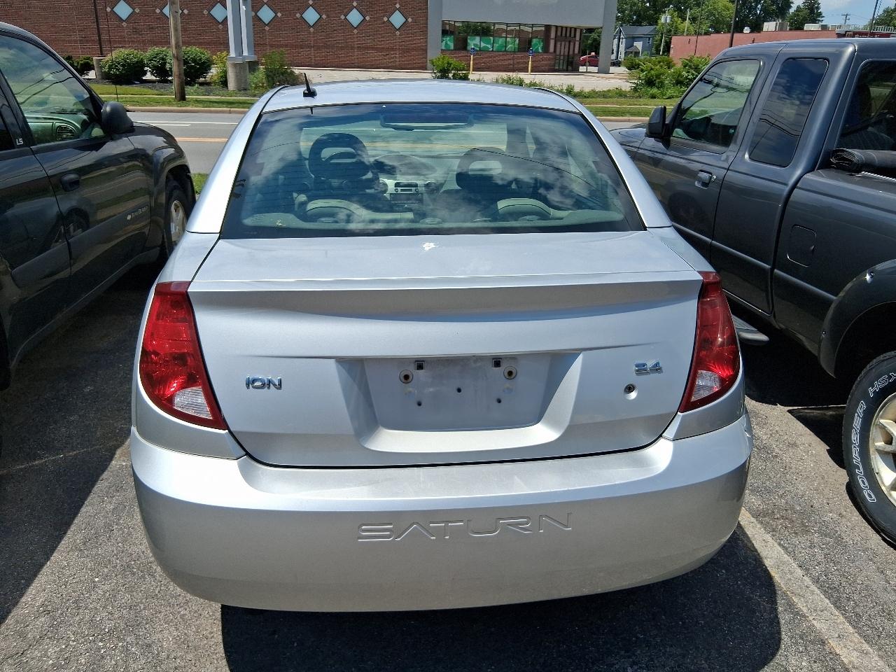 Saturn ION ION 3 4dr Sdn Auto 2006