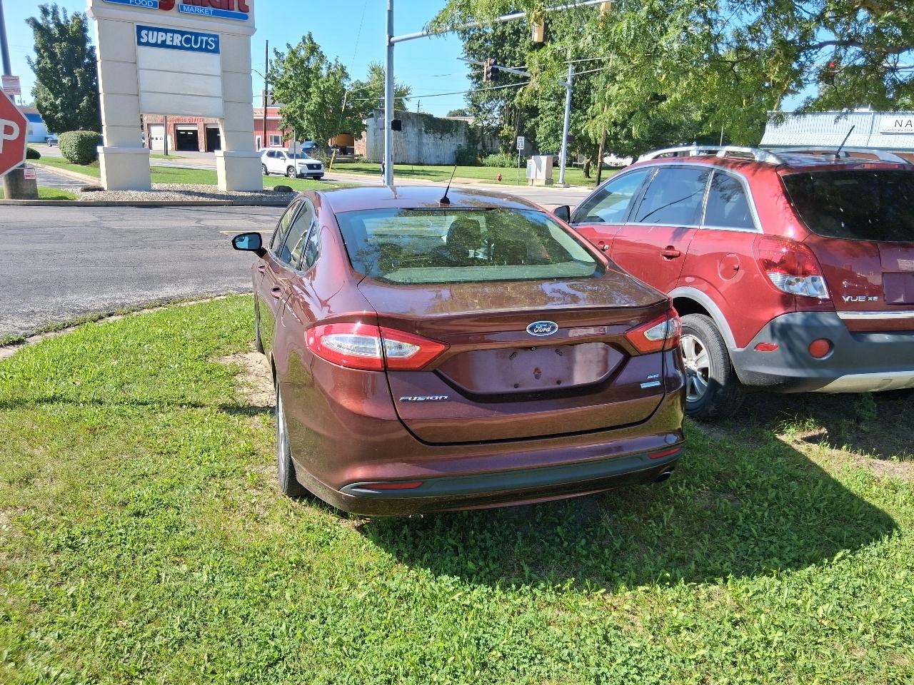 2015 Ford Fusion SE - Photo 11