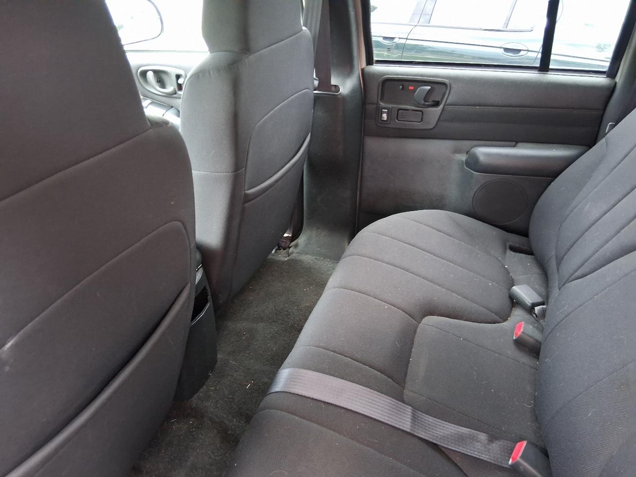 Chevrolet S-10 Crew Cab 123" WB 4WD LS 2004
