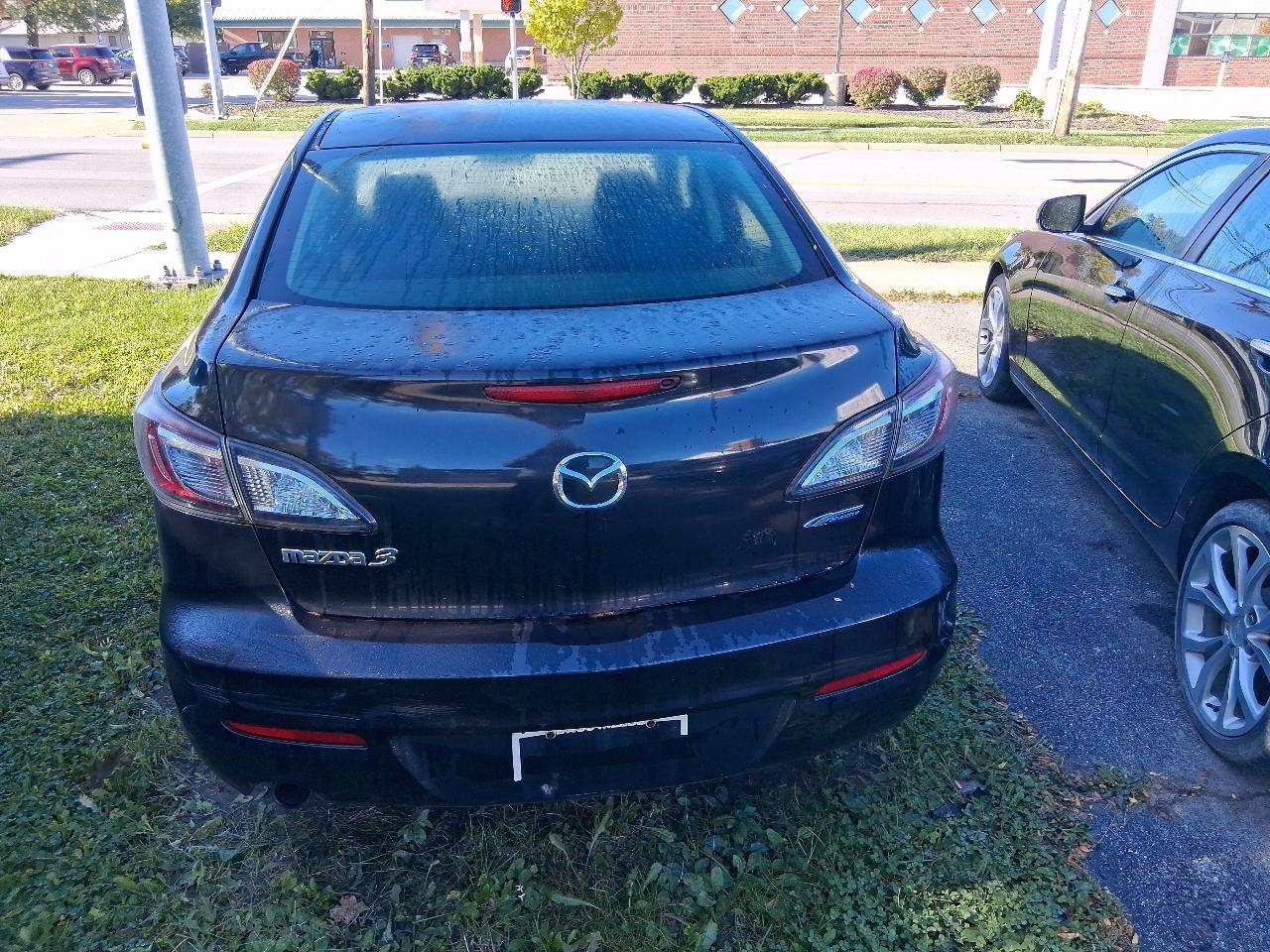 Mazda MAZDA3 4dr Sdn Auto i Touring 2013