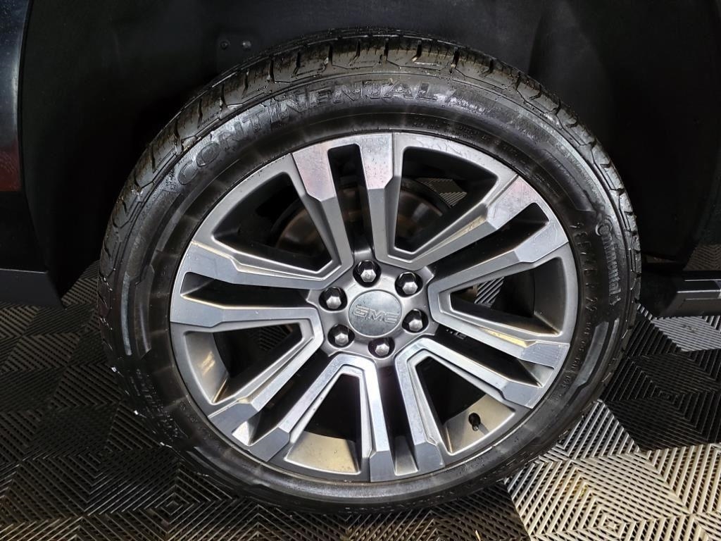 GMC Yukon 4WD 4dr Denali 2018 GMC Yukon 4WD 4dr Denali 2018