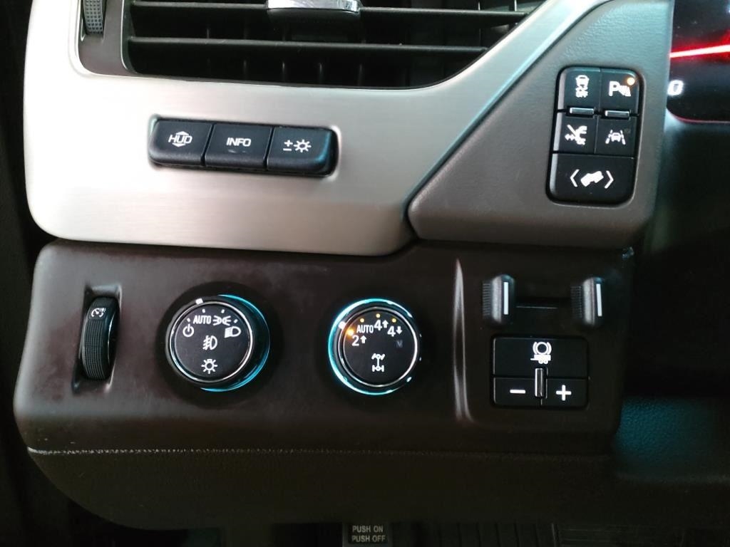 GMC Yukon 4WD 4dr Denali 2018 GMC Yukon 4WD 4dr Denali 2018