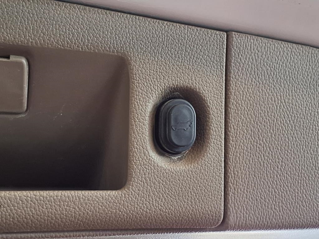 Chevrolet Tahoe 4WD 4dr LTZ 2016 Chevrolet Tahoe 4WD 4dr LTZ 2016