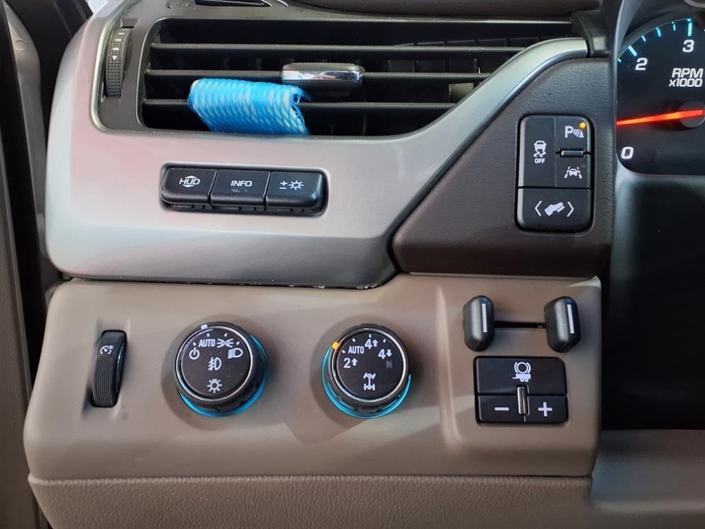 Chevrolet Tahoe 4WD 4dr LTZ 2016 Chevrolet Tahoe 4WD 4dr LTZ 2016