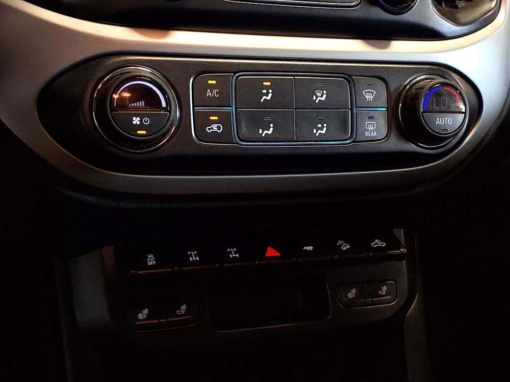 2019 Chevrolet Colorado ZR2 photo 21