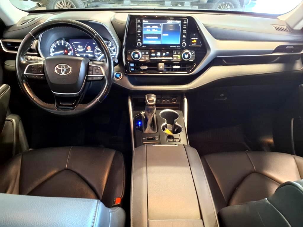 2020 Toyota Highlander XLE photo 16