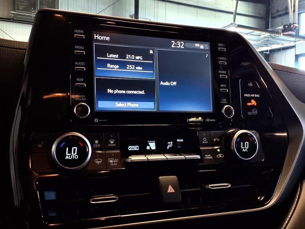 2020 Toyota Highlander XLE photo 21