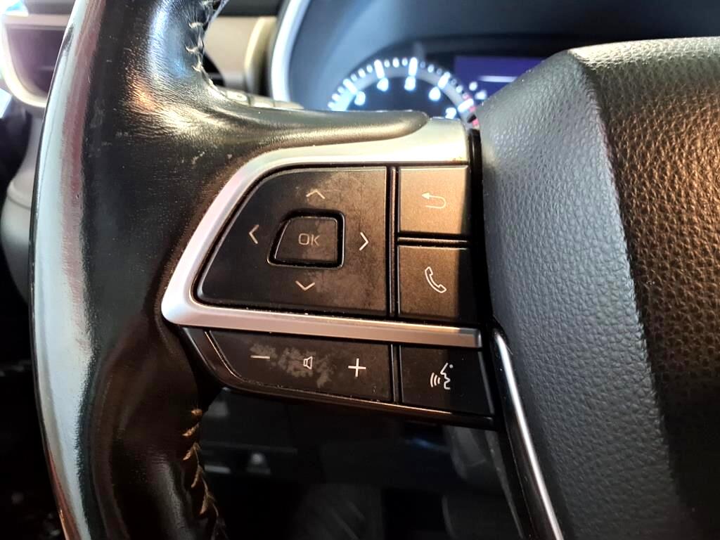 2020 Toyota Highlander XLE photo 28