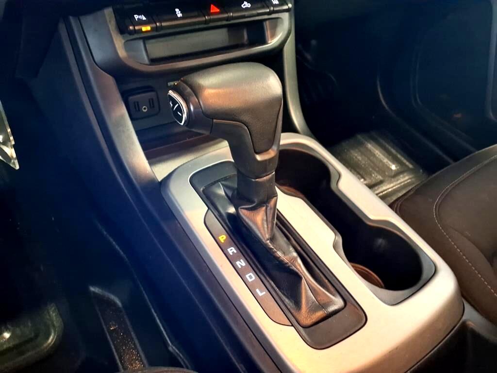 2021 Chevrolet Colorado LT photo 19