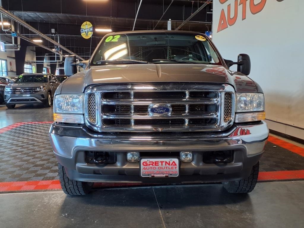 2002 Ford F-250 Lariat photo 2