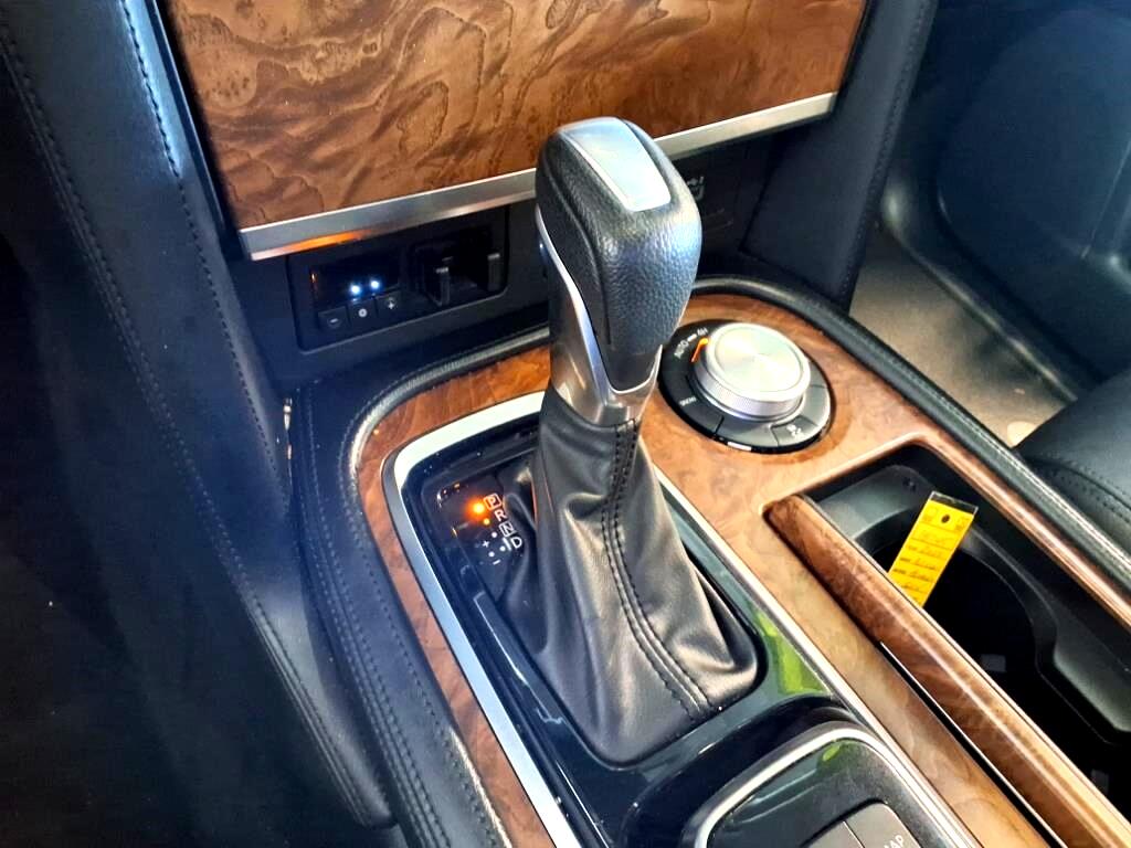 2022 Nissan Armada SL photo 28