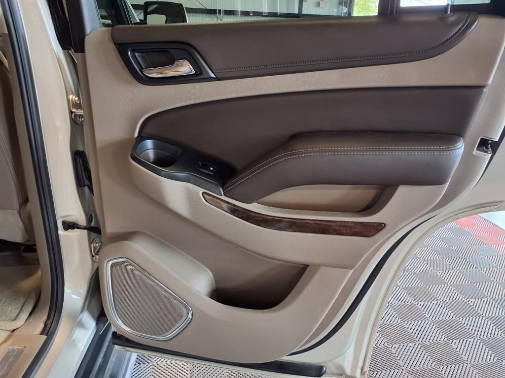 Chevrolet Tahoe 4WD 4dr LT 2016 Chevrolet Tahoe 4WD 4dr LT 2016