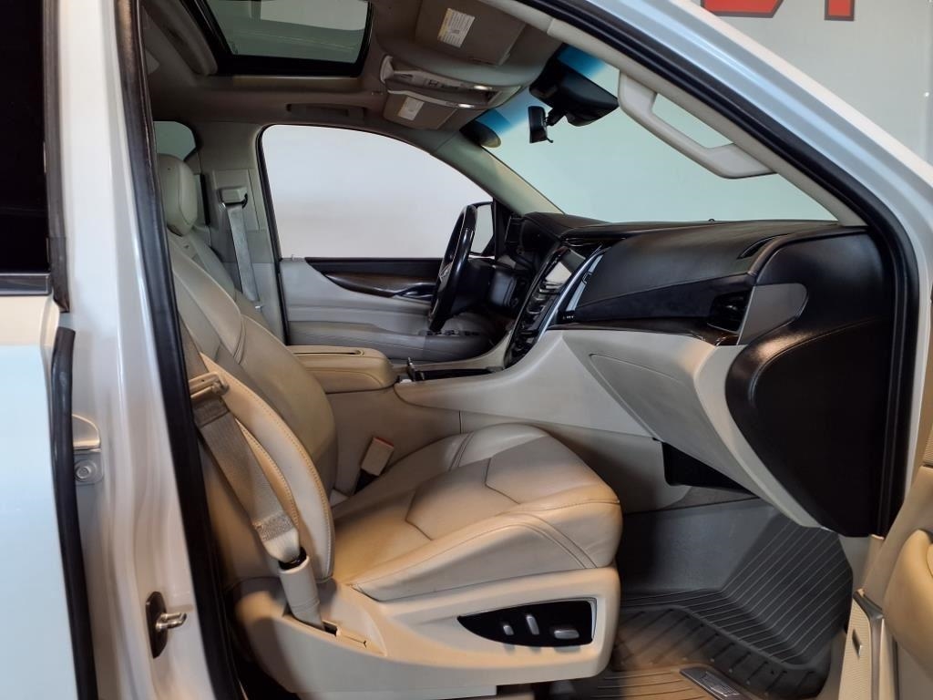 Cadillac Escalade ESV 4WD 4dr Premium Luxury 2019 Cadillac Escalade ESV 4WD 4dr Premium Luxury 2019