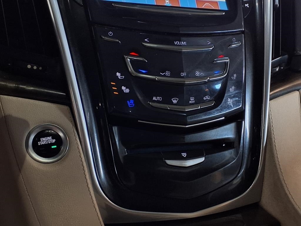 Cadillac Escalade ESV 4WD 4dr Premium Luxury 2019 Cadillac Escalade ESV 4WD 4dr Premium Luxury 2019